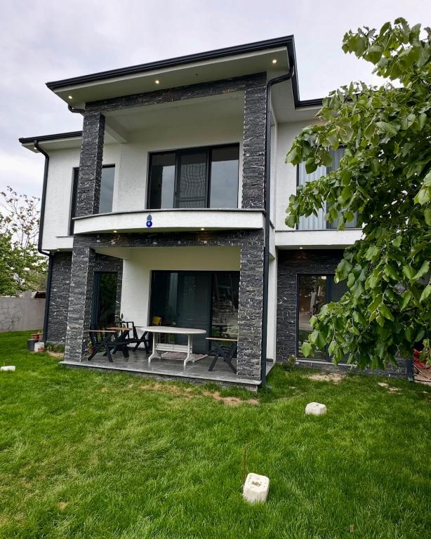 210m2 TAŞ KAPLAMALI ÇELİK KONTSRÜKSİYON